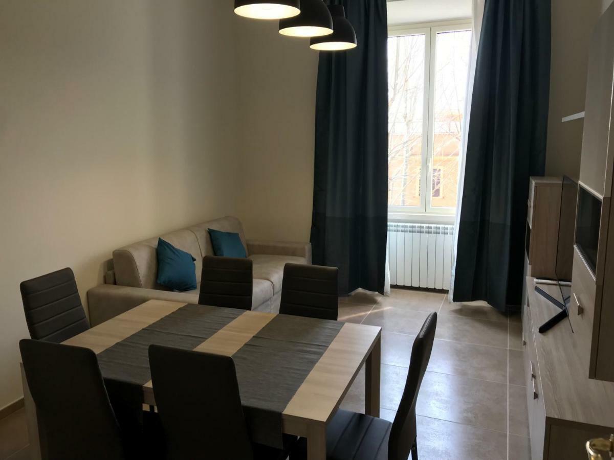 רומא Harmony Apartment Coliseum מראה חיצוני תמונה