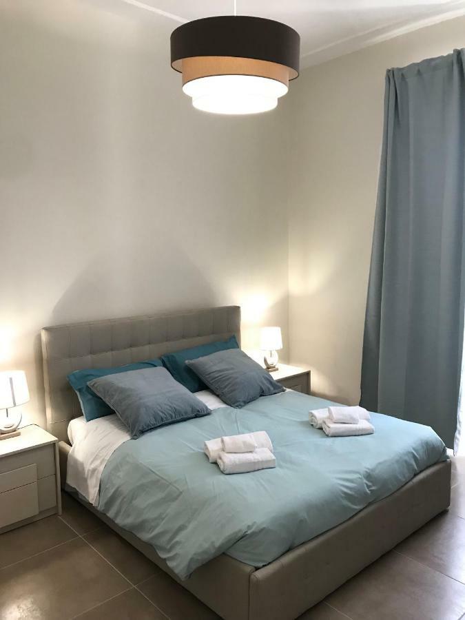 רומא Harmony Apartment Coliseum מראה חיצוני תמונה