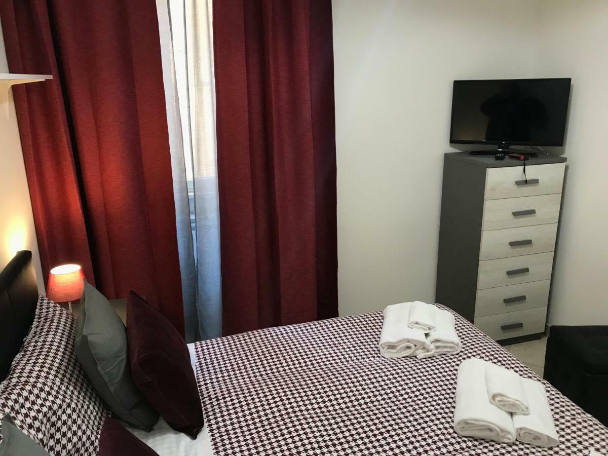 רומא Harmony Apartment Coliseum מראה חיצוני תמונה