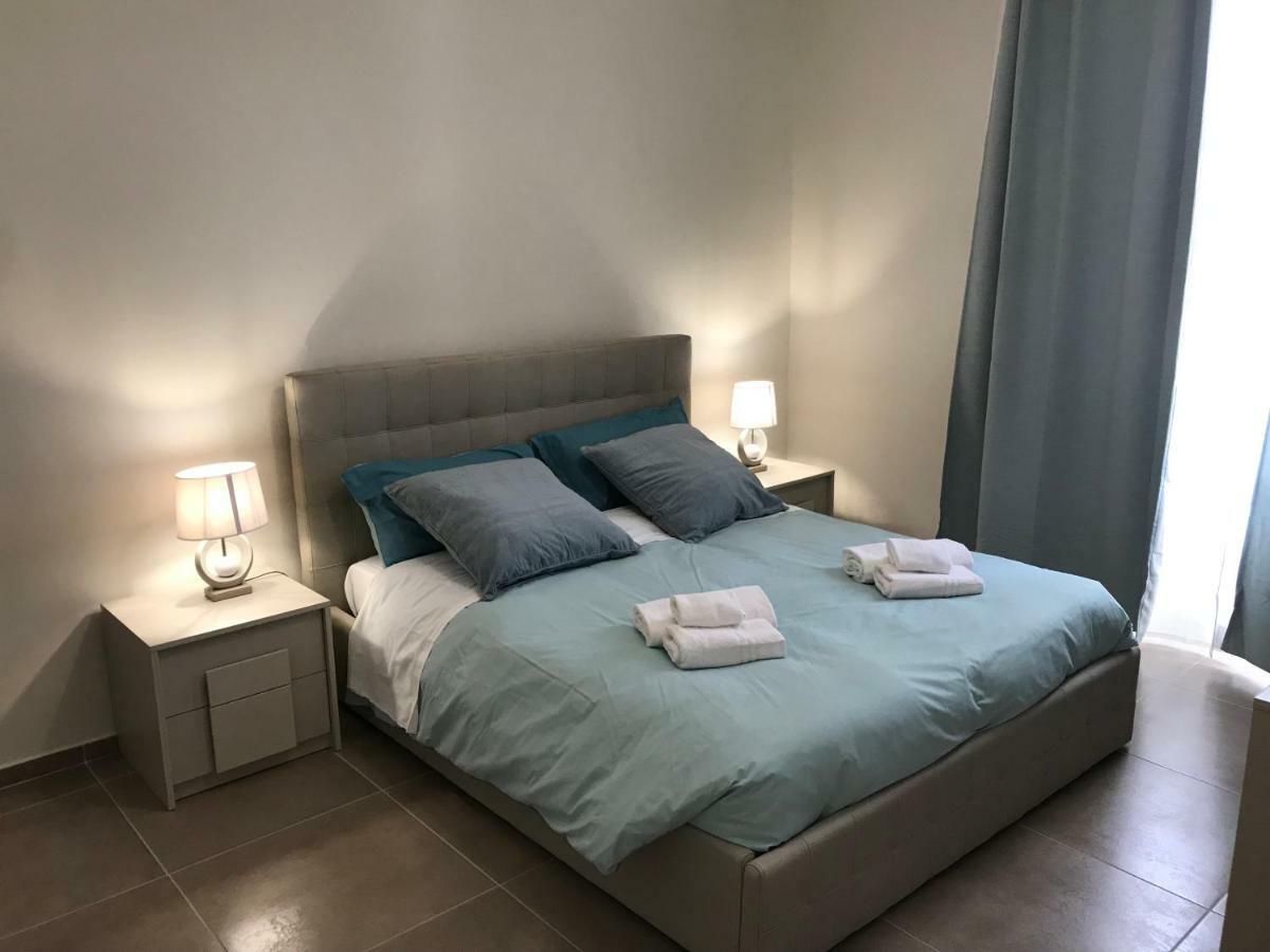 רומא Harmony Apartment Coliseum מראה חיצוני תמונה